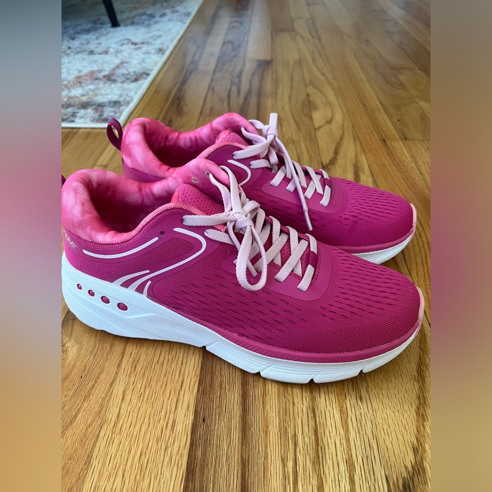 Easy Spirit Emove “Move for Pink” Maxine11 sneakers size 8